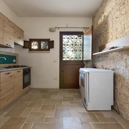 Anfora Villa Ostuni